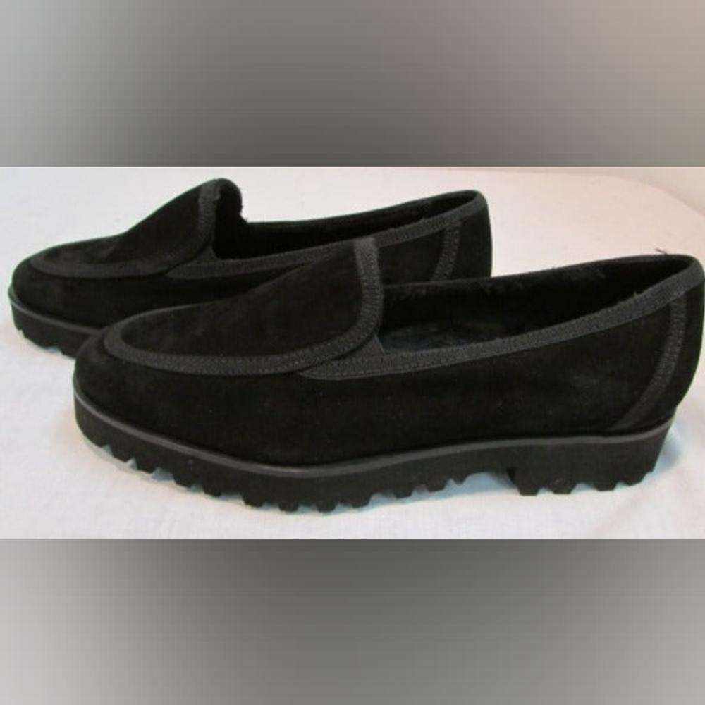Ron White Simone Cozy Cashmere Womens Black Suede Loafers